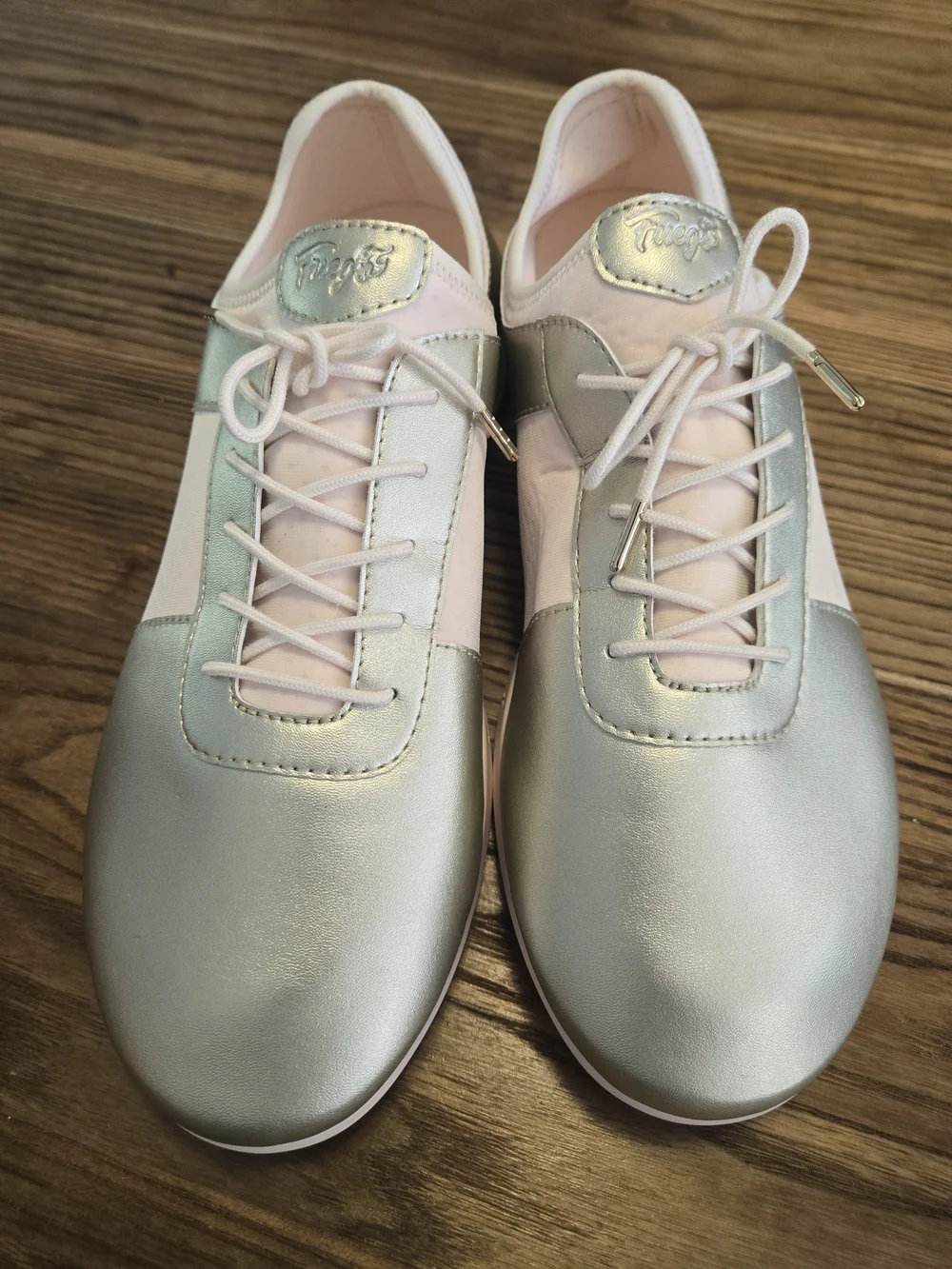 Fuego Split Sole Dance Sneakers   Women's Size 12 Mens 10.5